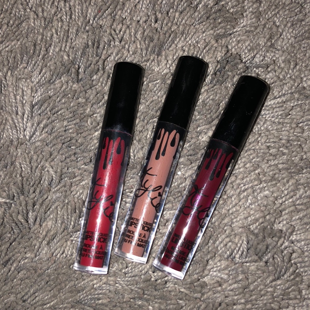 3 Kylie lipstick